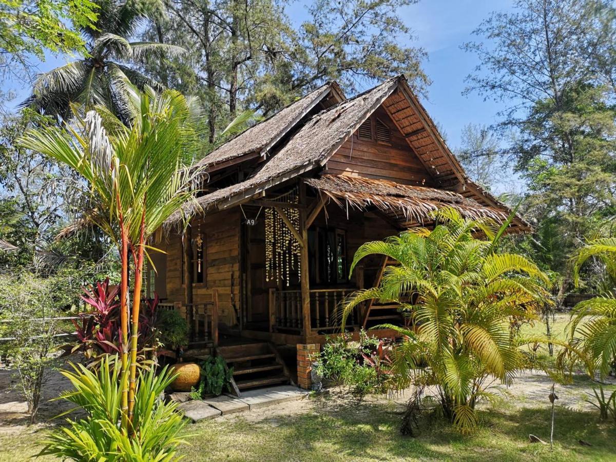Hapla Beach Cottage Koh Kho Khao Island Eksteriør billede