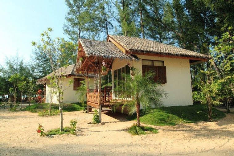 Hapla Beach Cottage Koh Kho Khao Island Eksteriør billede