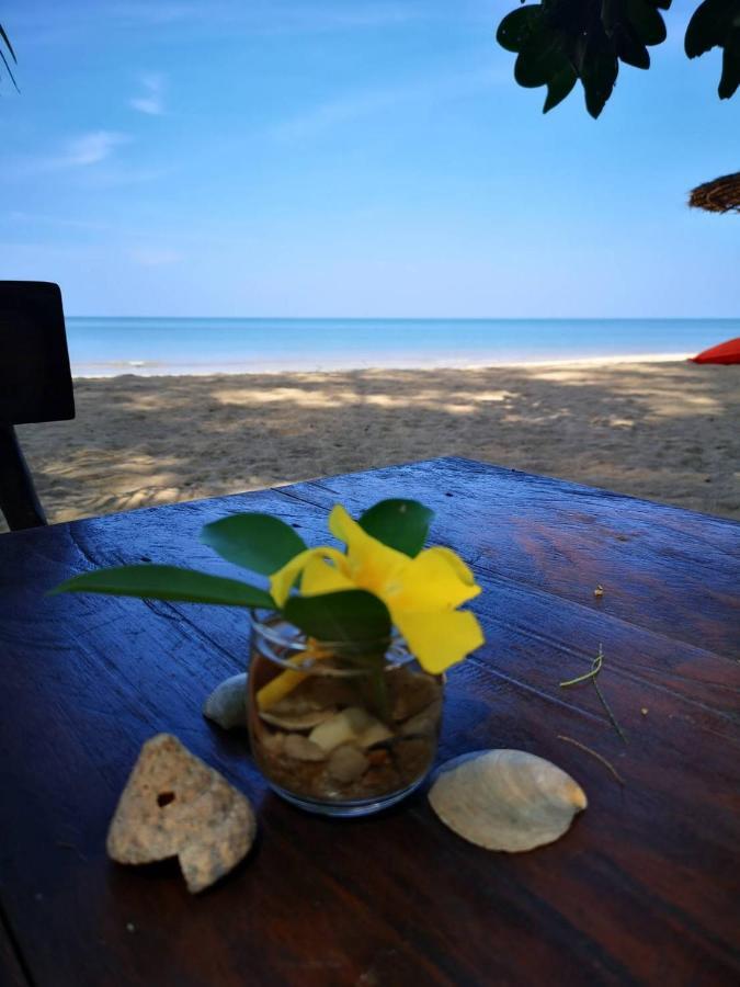 Hapla Beach Cottage Koh Kho Khao Island Eksteriør billede